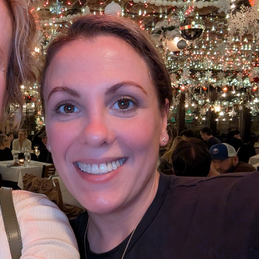 Meet your Posher, Courtney